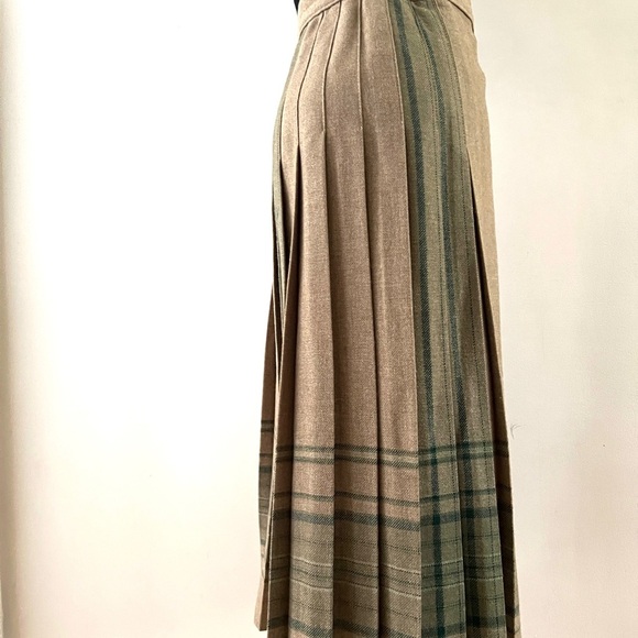 Vintage St Michael Wool Blend Kilt Green and Tan Academia Tweedcore British - Picture 6 of 9